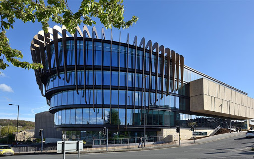 Trường University of Huddersfield 2