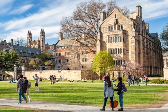 DU HỌC MỸ TẠI CÁC TRƯỜNG IVY LEAGUE