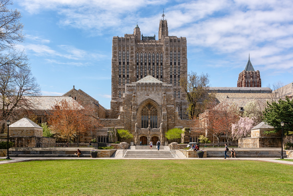 NHỮNG LƯU Ý KHI VÀO IVY LEAGUE