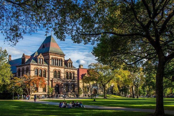 CÁNH CỔNG VÀO CÁC TRƯỜNG IVY LEAGUE CHƯA BAO GIỜ LÀ ĐIỀU DỄ DÀNG